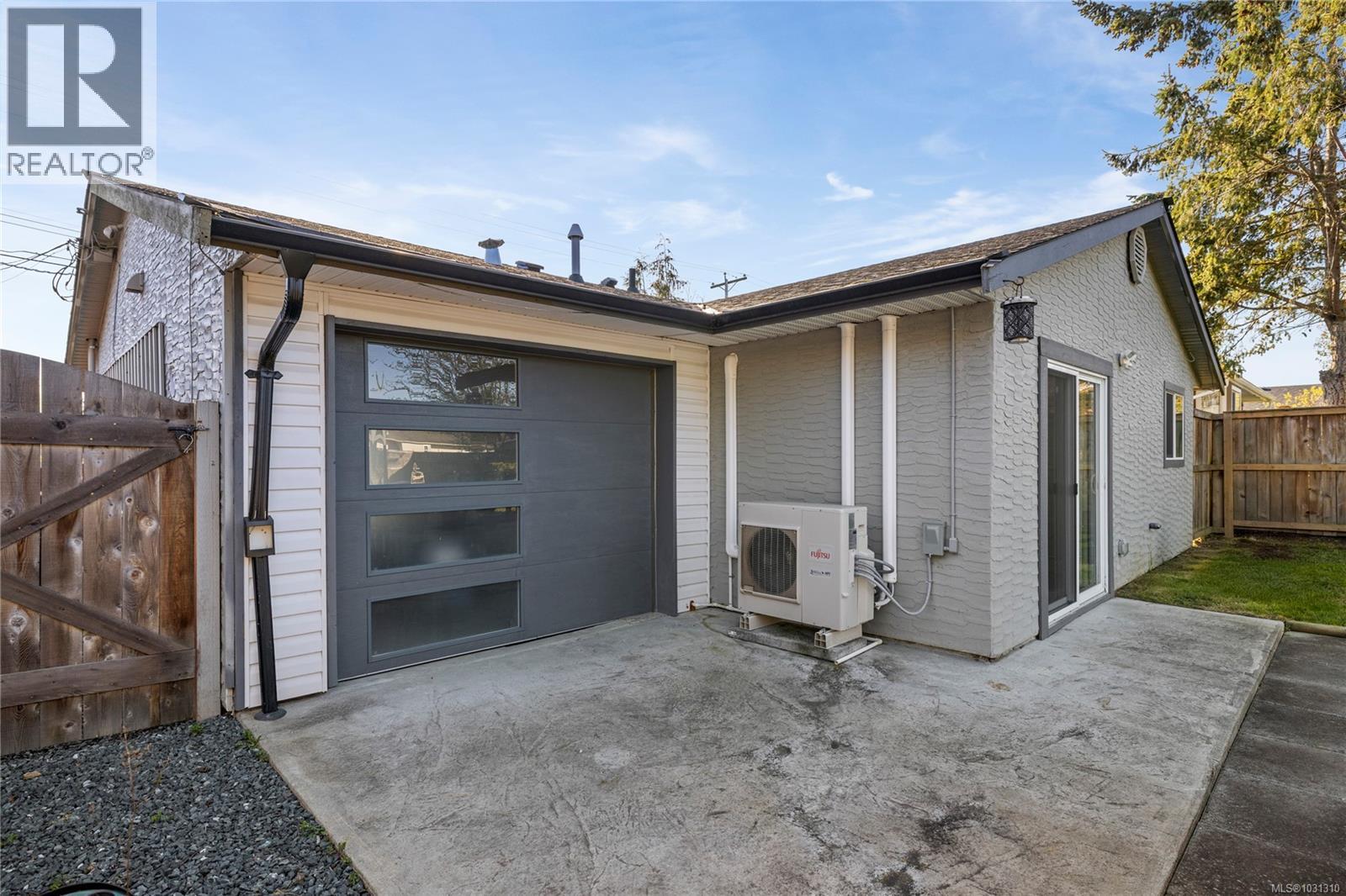 749 Phillips St, Parksville