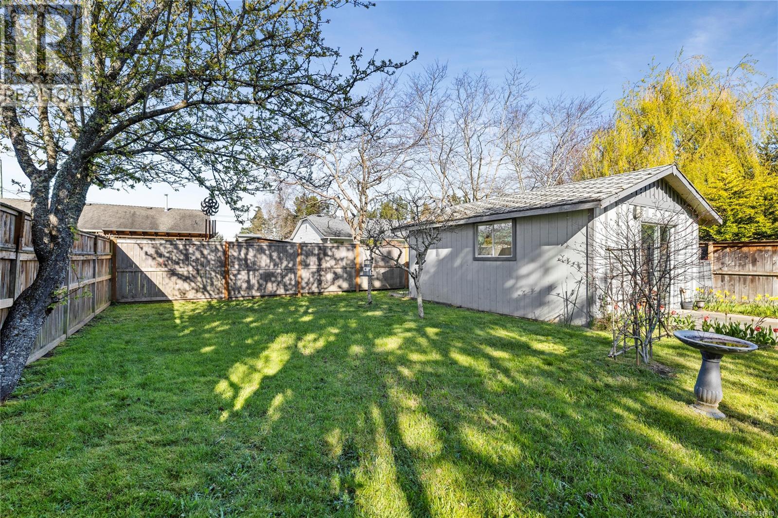 749 Phillips St, Parksville