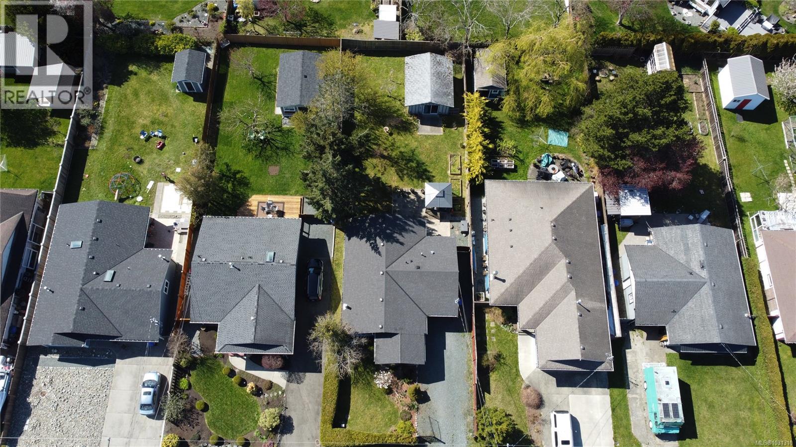 749 Phillips St, Parksville