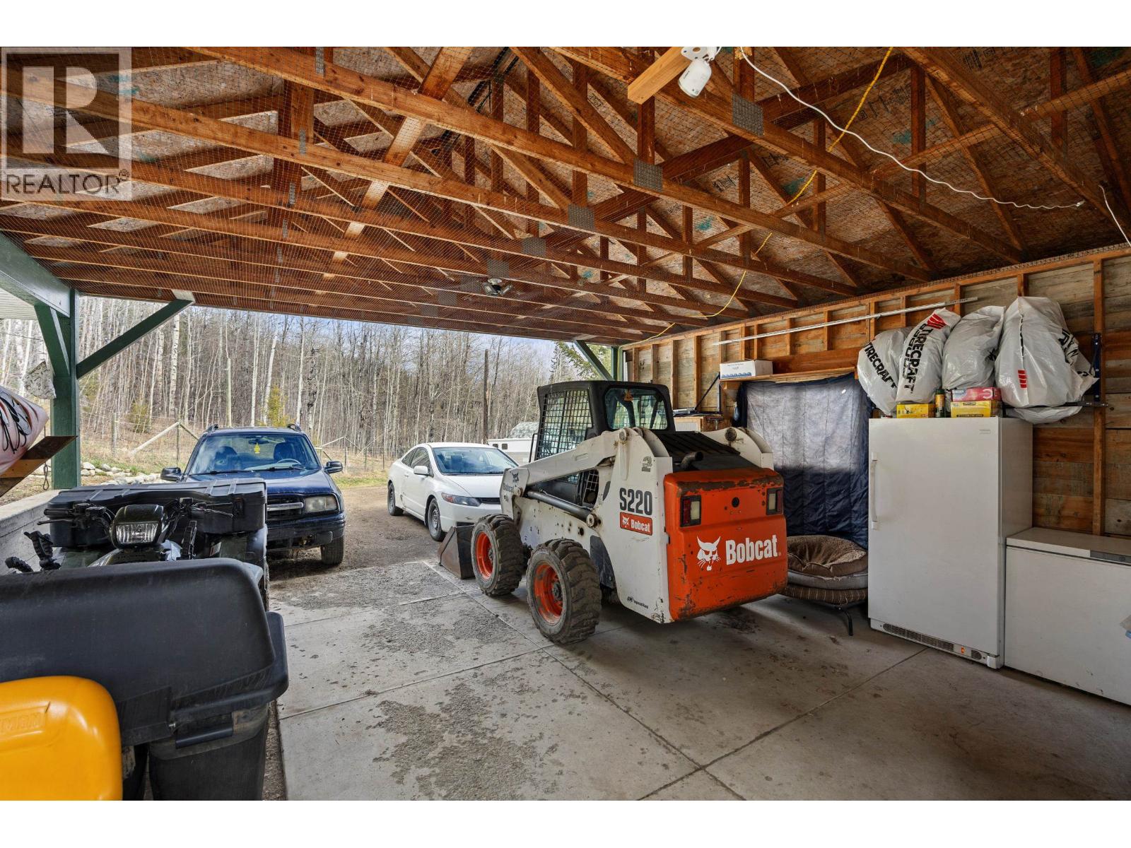 8261 LITTLE FORT 24 HIGHWAY - 14