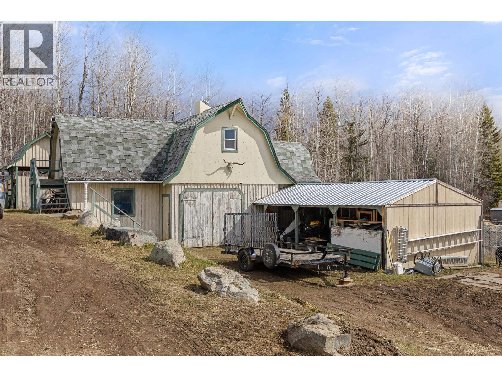 8261 LITTLE FORT 24 HIGHWAY - 26