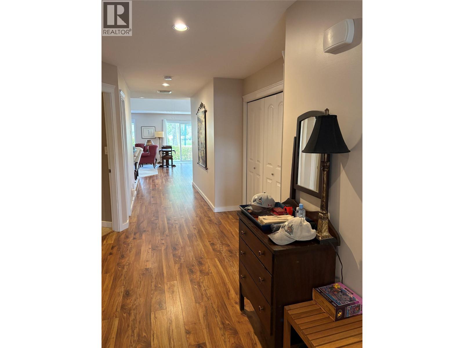 #16 312 ARBUTUS STREET - 16