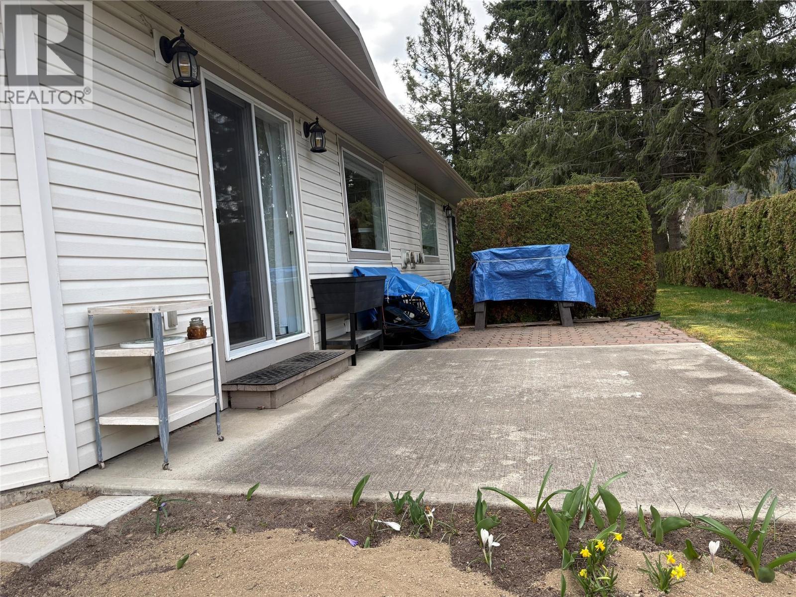 #16 312 ARBUTUS STREET - 27