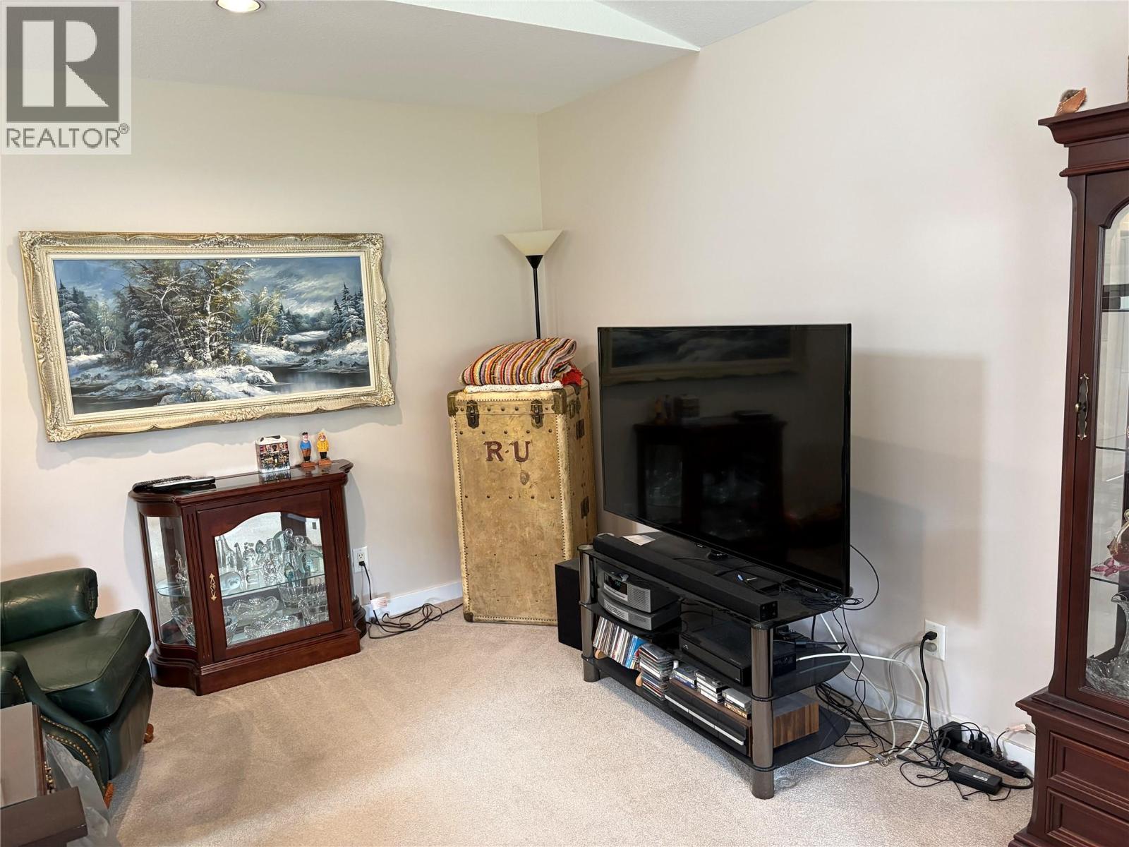 #16 312 ARBUTUS STREET - 6