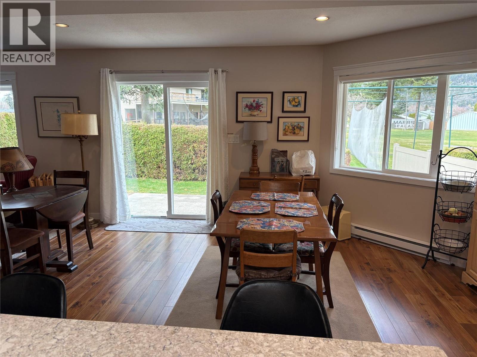 #16 312 ARBUTUS STREET - 9