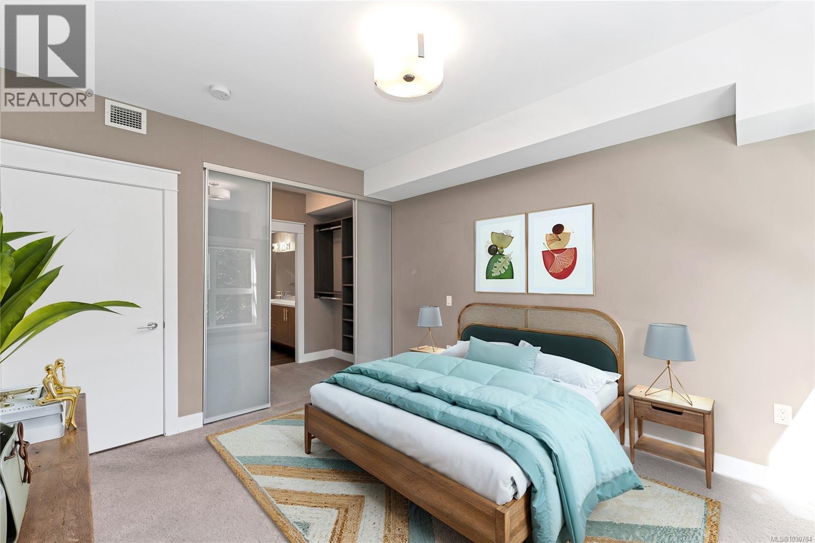 208 740 Travino Lane, Saanich