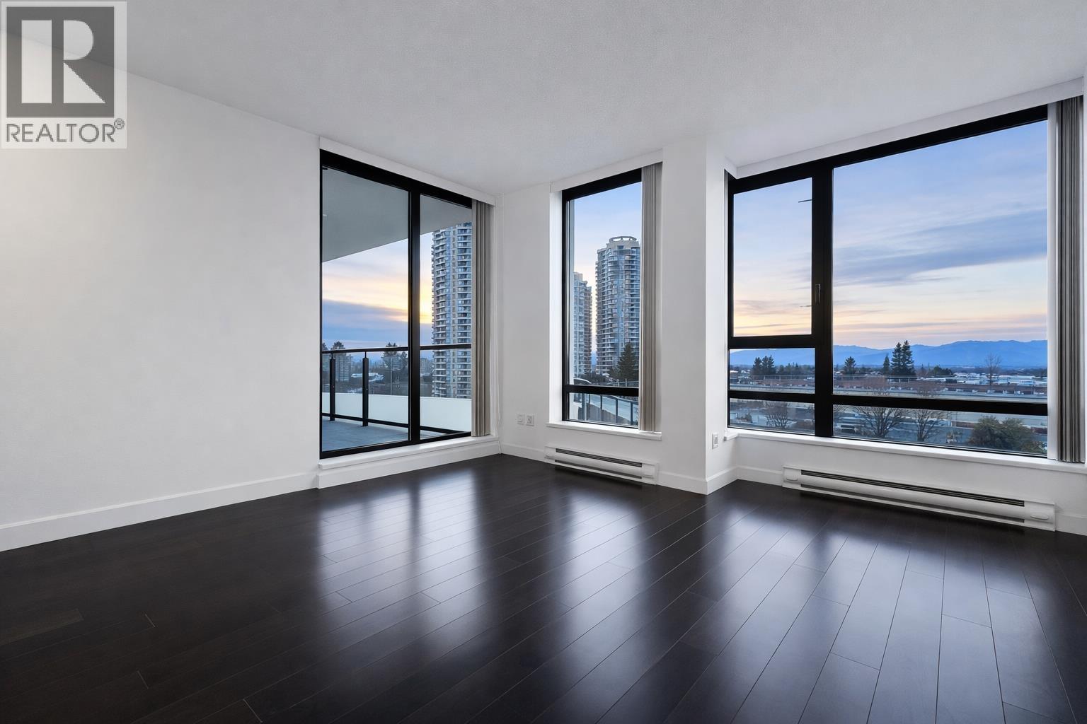 908 7325 ARCOLA STREET, Burnaby