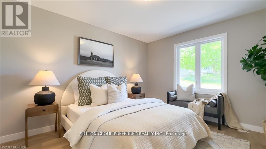 230 BEECH STREET - 32