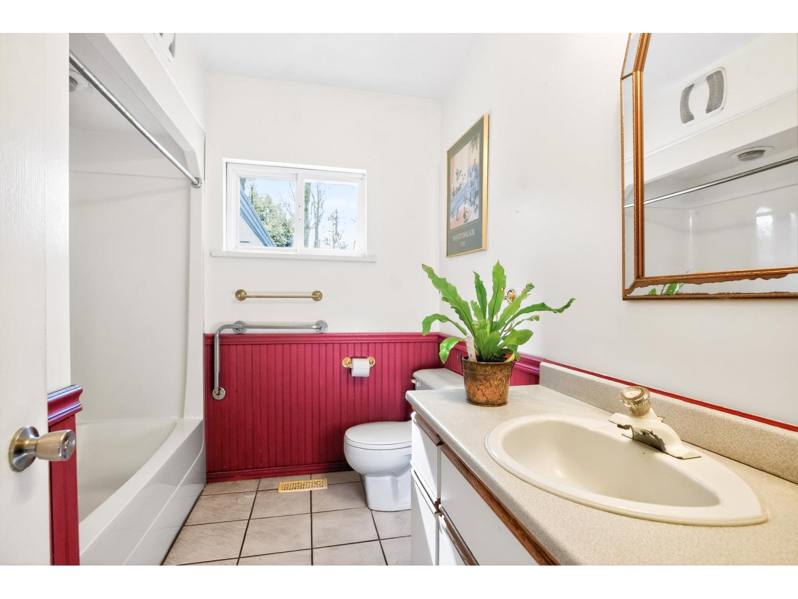 8642 HARVIE ROAD, Surrey