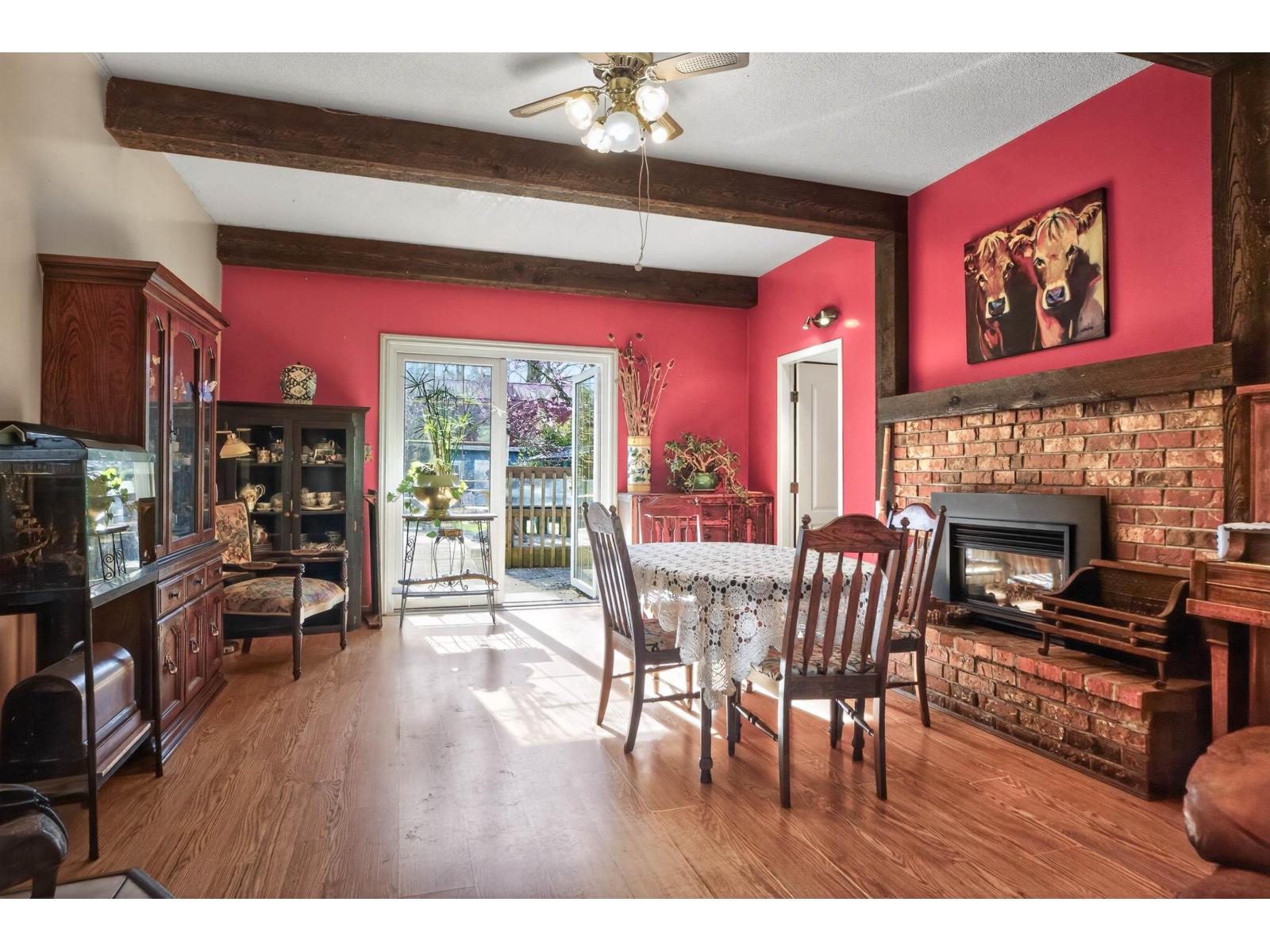 8642 HARVIE ROAD, Surrey