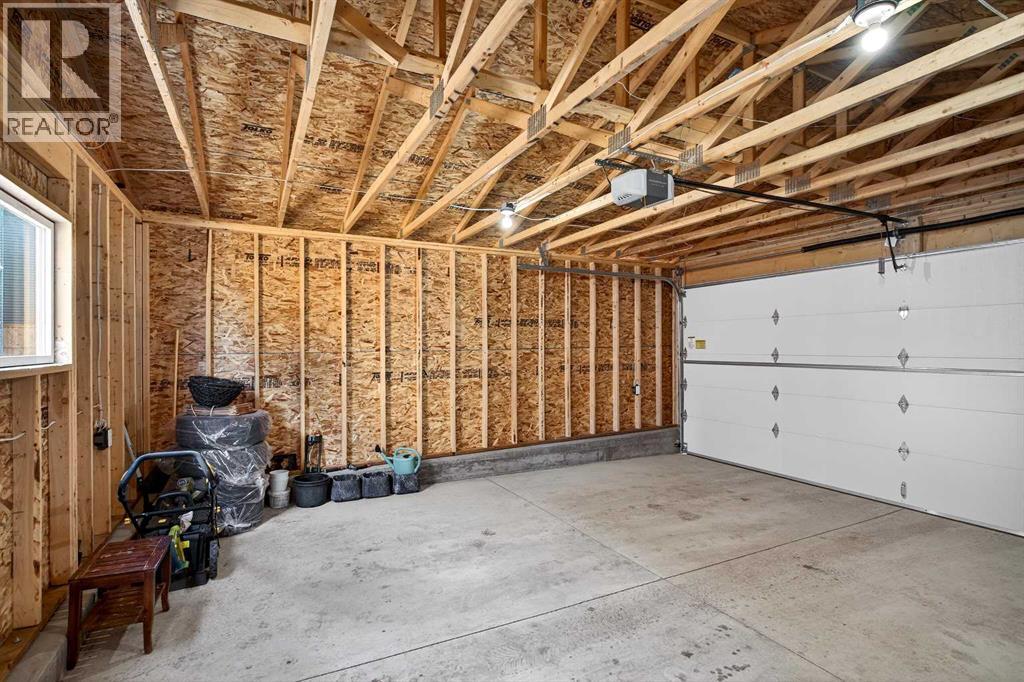 
          825 Reynolds Manor Southwest
            <br/>
            <span>Airdrie</span>
            , 
            <span>AB</span>
             <span>T4B5G2</span>
         - Photo 34