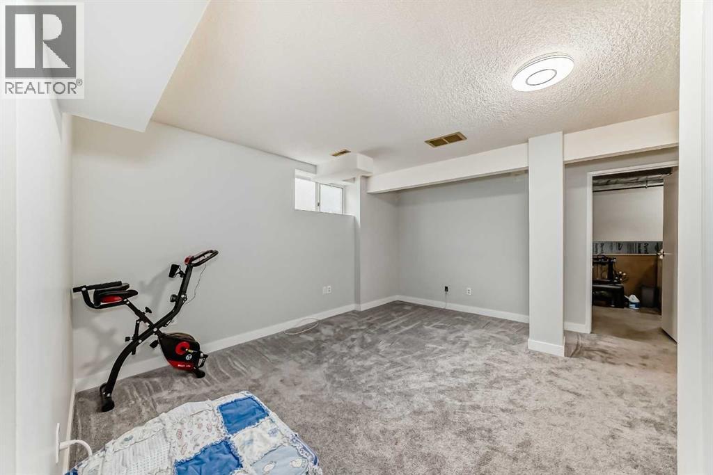 Single Family House for Sale in  Catalina Boulevard NE Monterey Park Calgary 