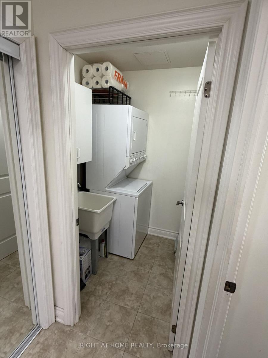 #309 60 ANN STREET - 26
