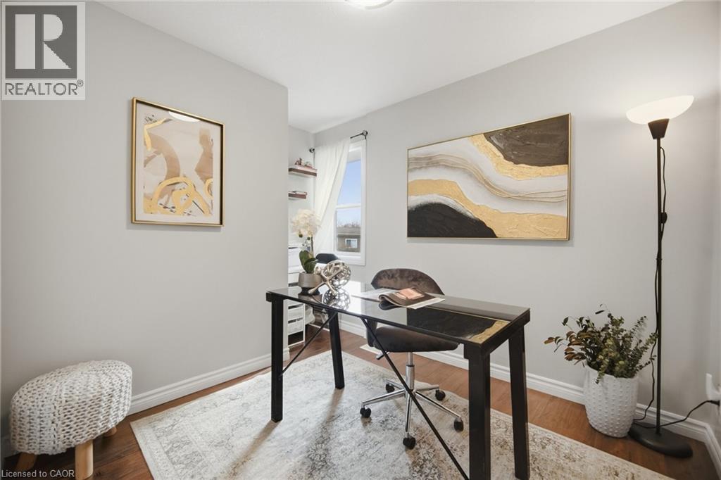 #20 50 WESTMOUNT Road W - 17
