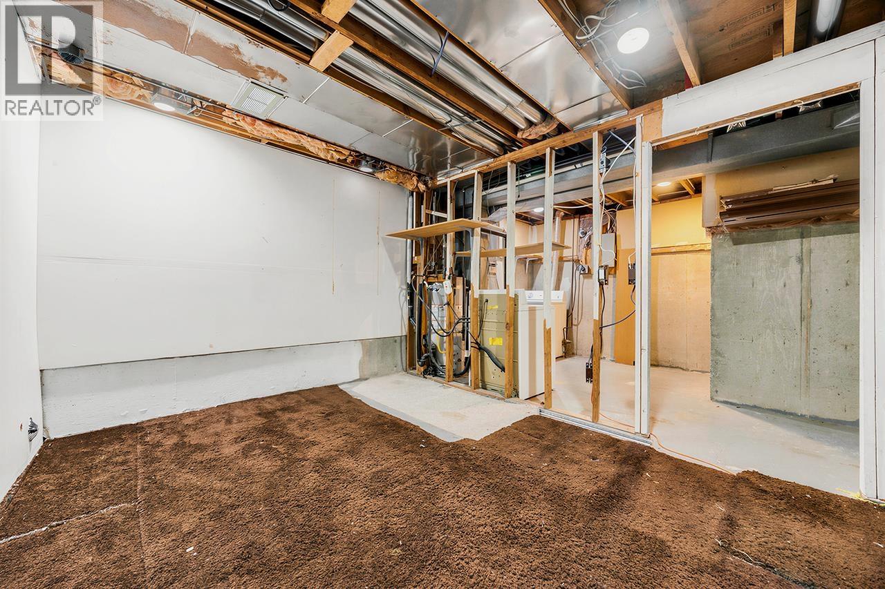 62 1930 CEDAR VILLAGE CRESCENT, North Vancouver