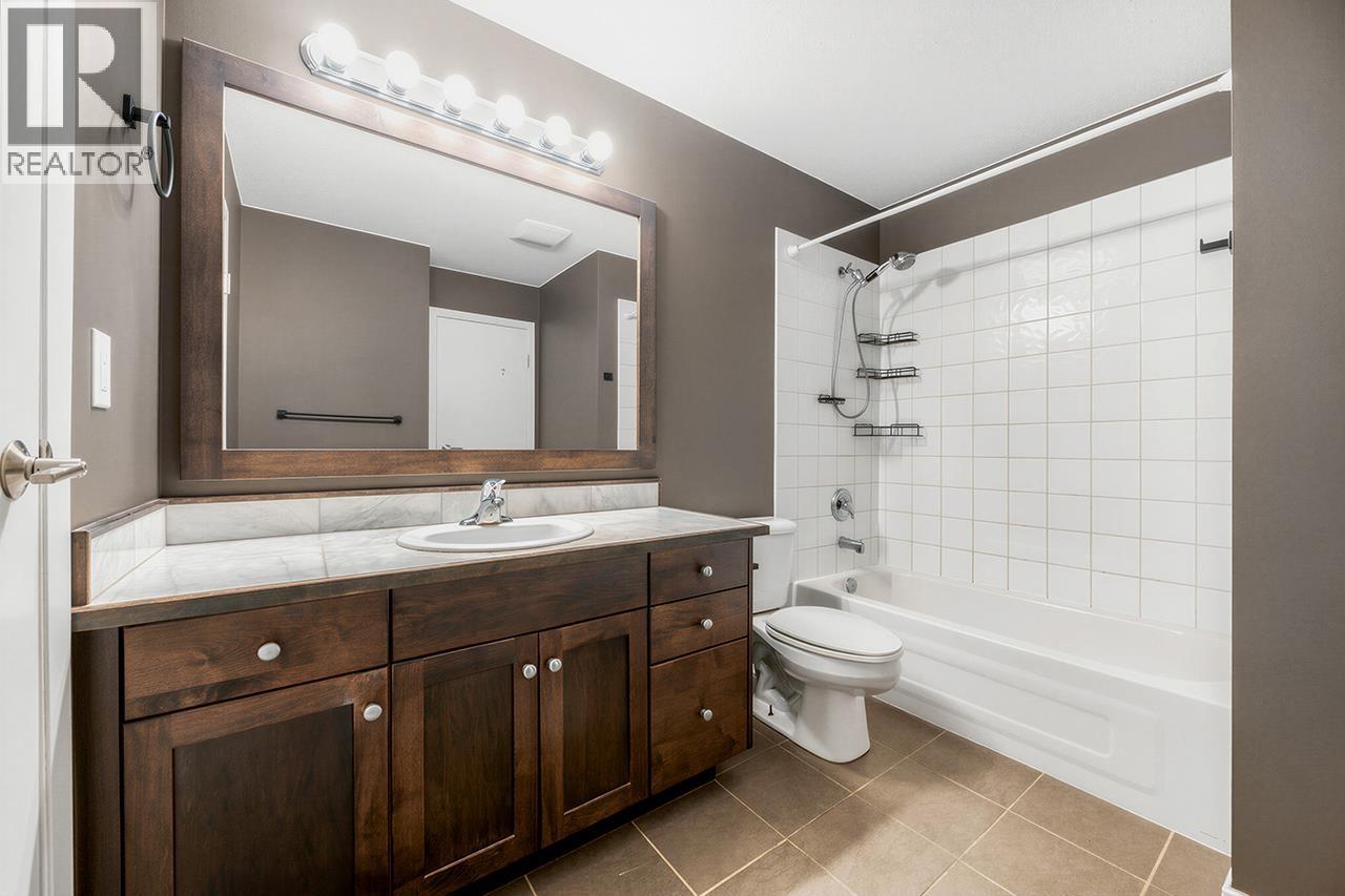 62 1930 CEDAR VILLAGE CRESCENT, North Vancouver