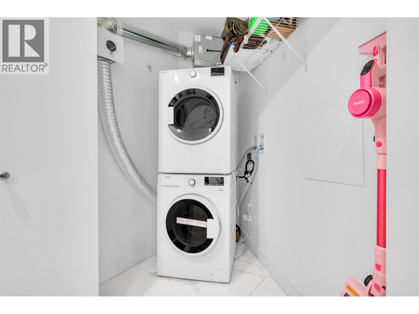 202 11703 FRASER STREET, Maple Ridge