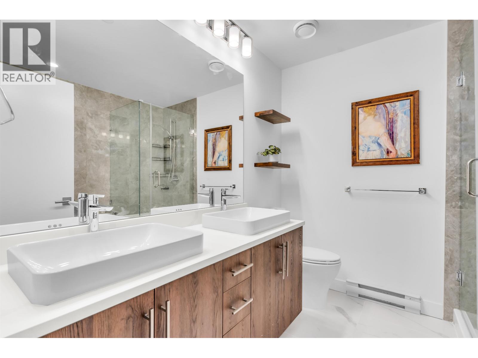 202 11703 FRASER STREET, Maple Ridge