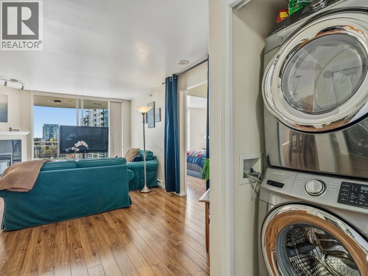 907 7080 ST. ALBANS ROAD, Richmond