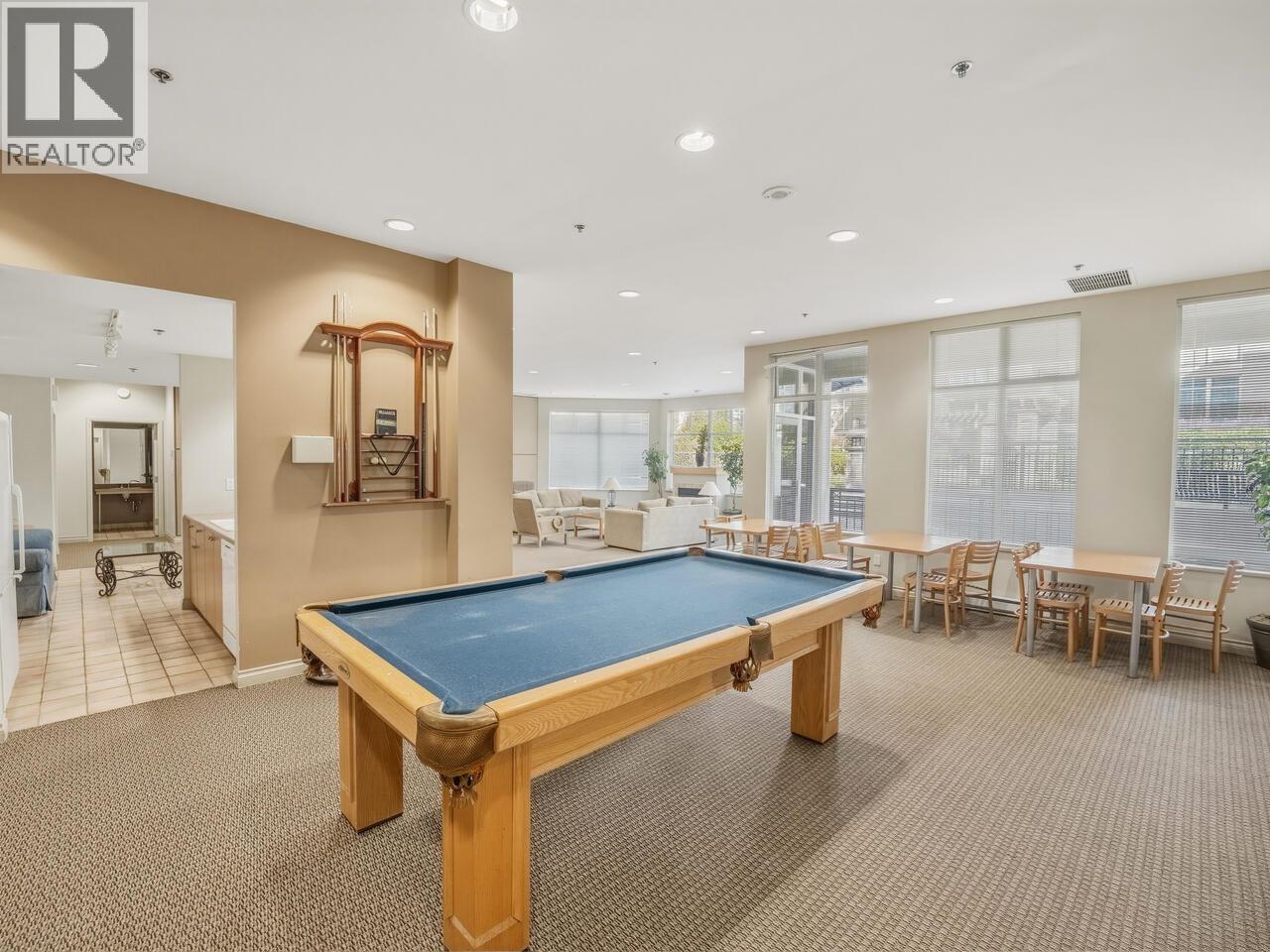 907 7080 ST. ALBANS ROAD, Richmond