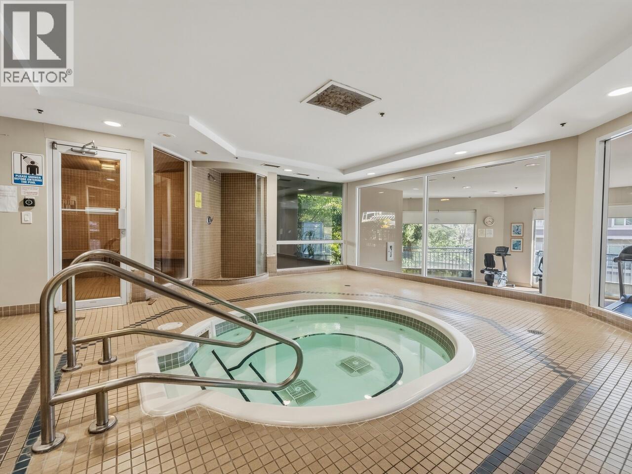 907 7080 ST. ALBANS ROAD, Richmond