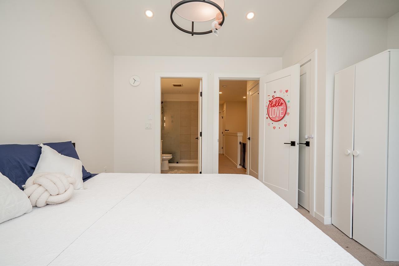 98 7967 197 STREET, Langley