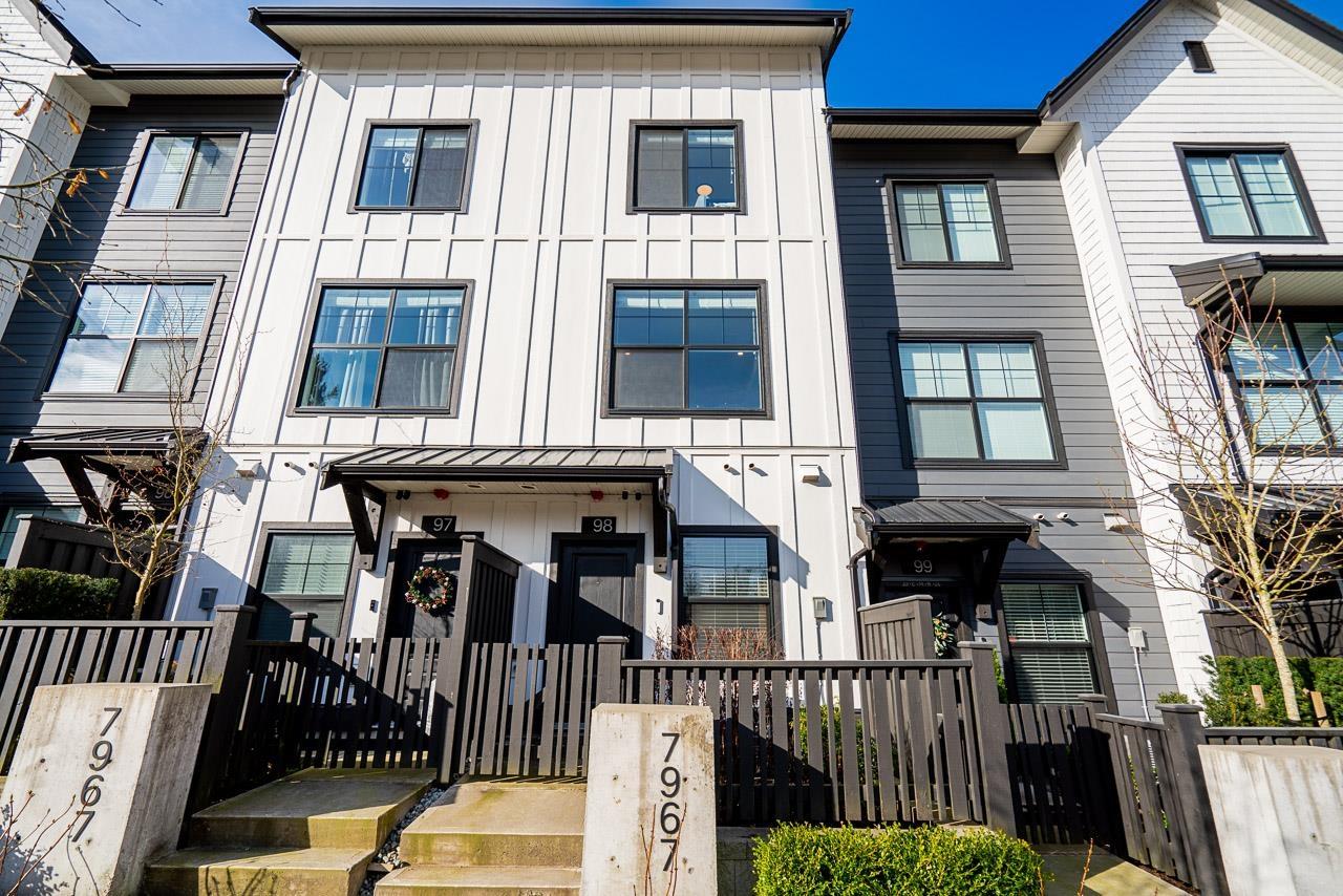 98 7967 197 STREET, Langley