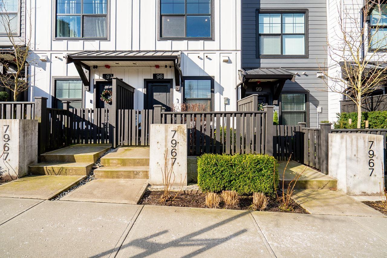 98 7967 197 STREET, Langley