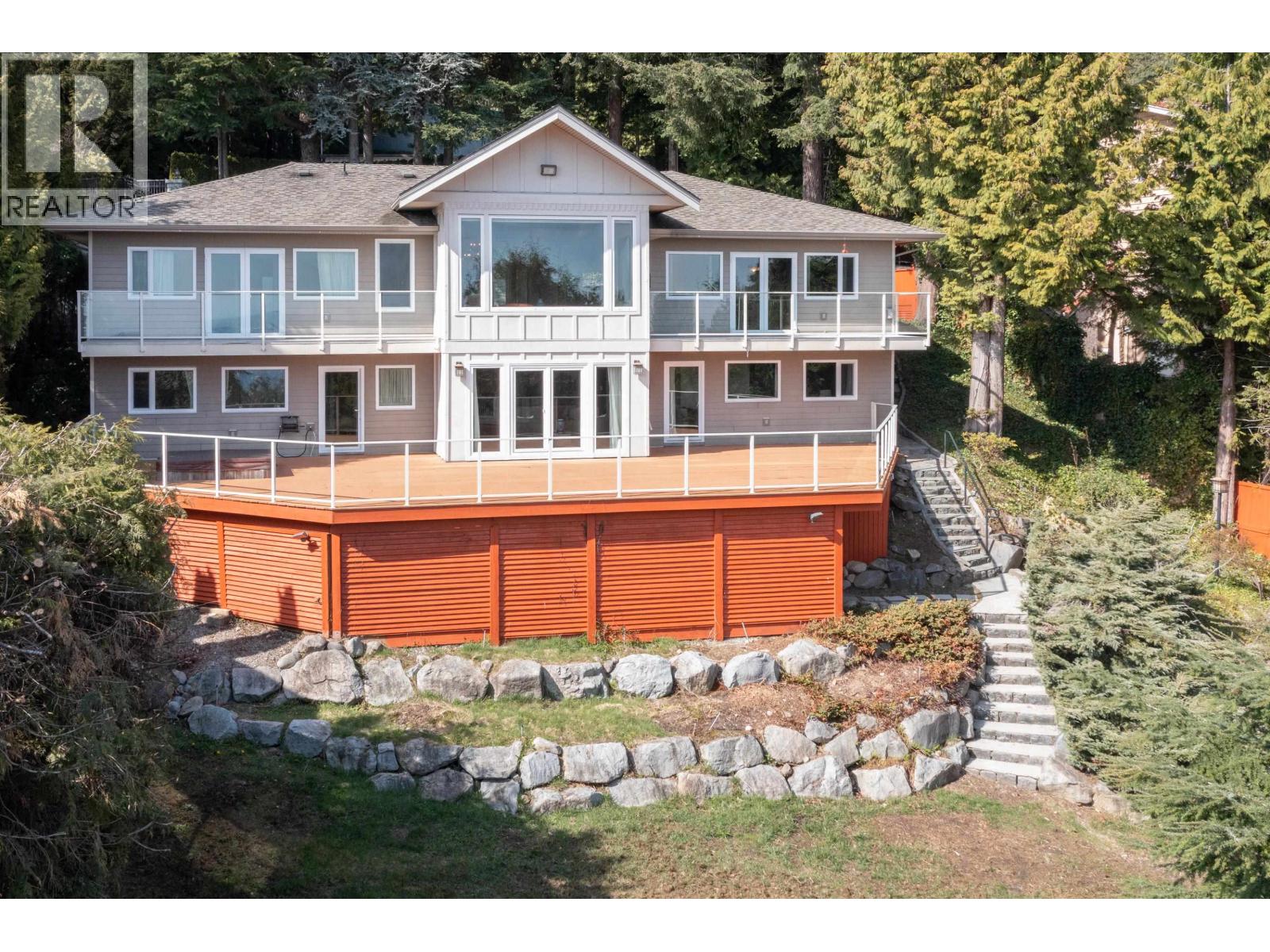 1371 BURNSIDE ROAD, West Vancouver