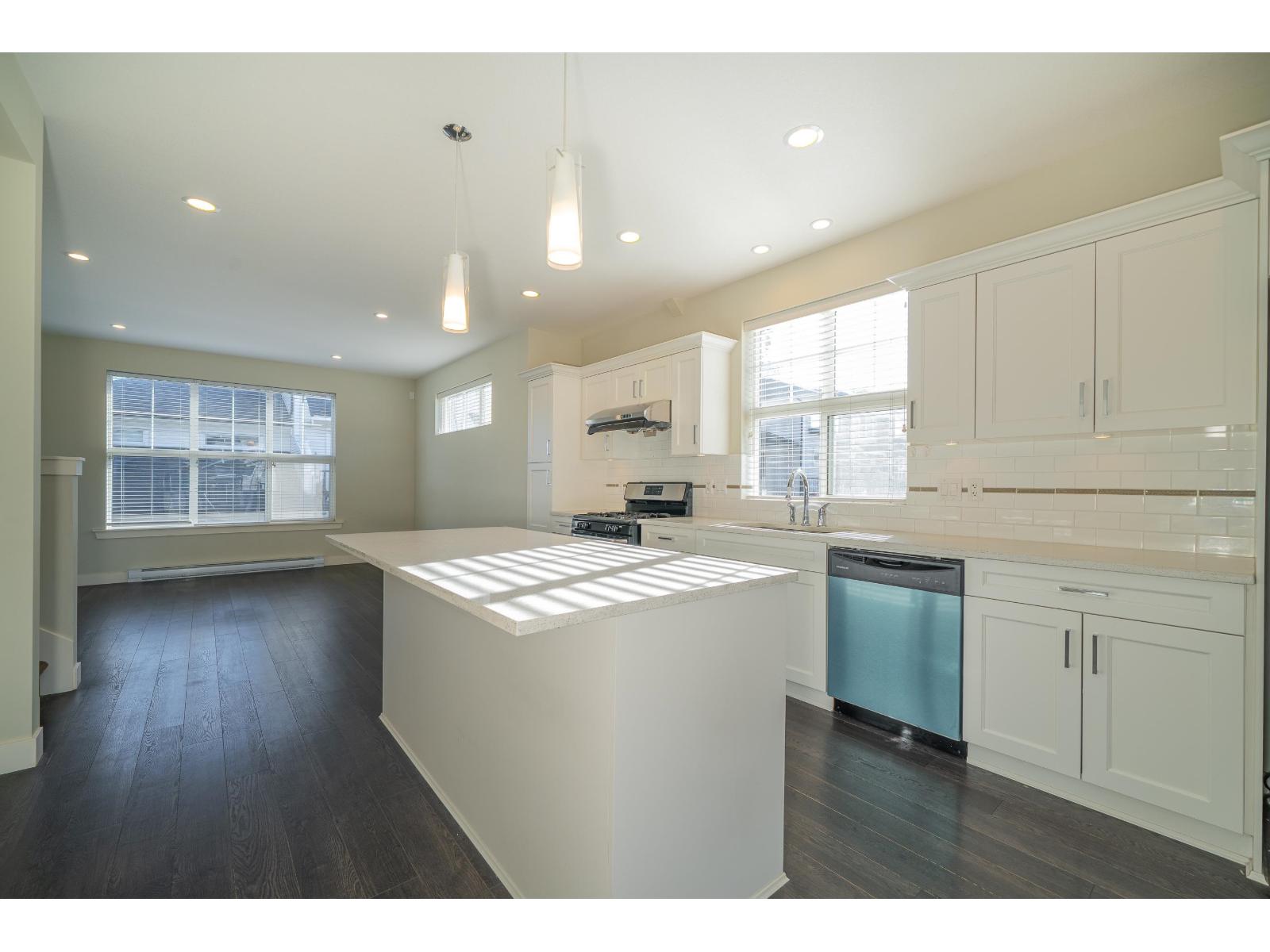 39 2469 164 STREET, Surrey