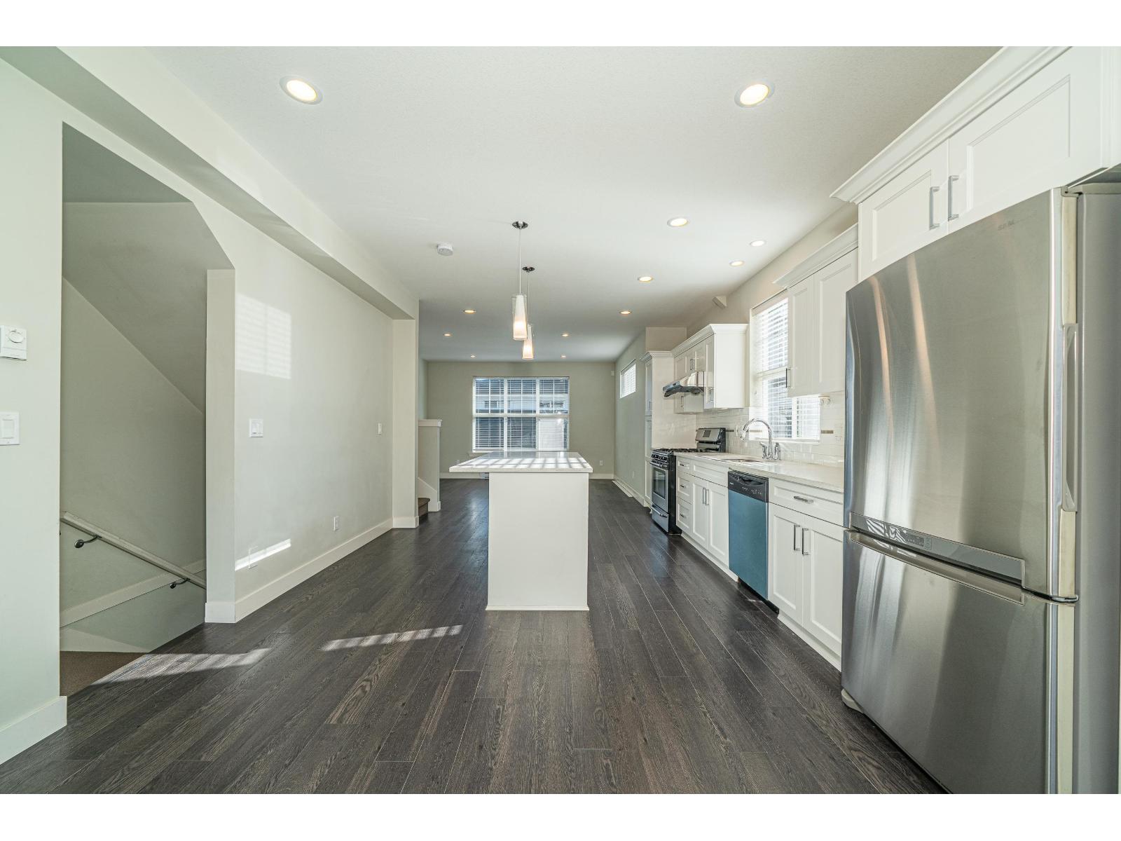 39 2469 164 STREET, Surrey