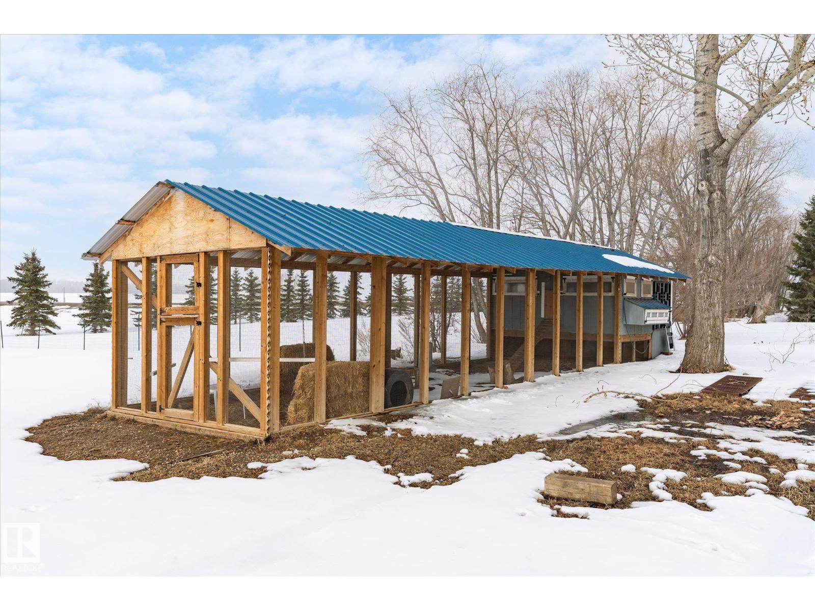 24327 SH 651, Rural Sturgeon County