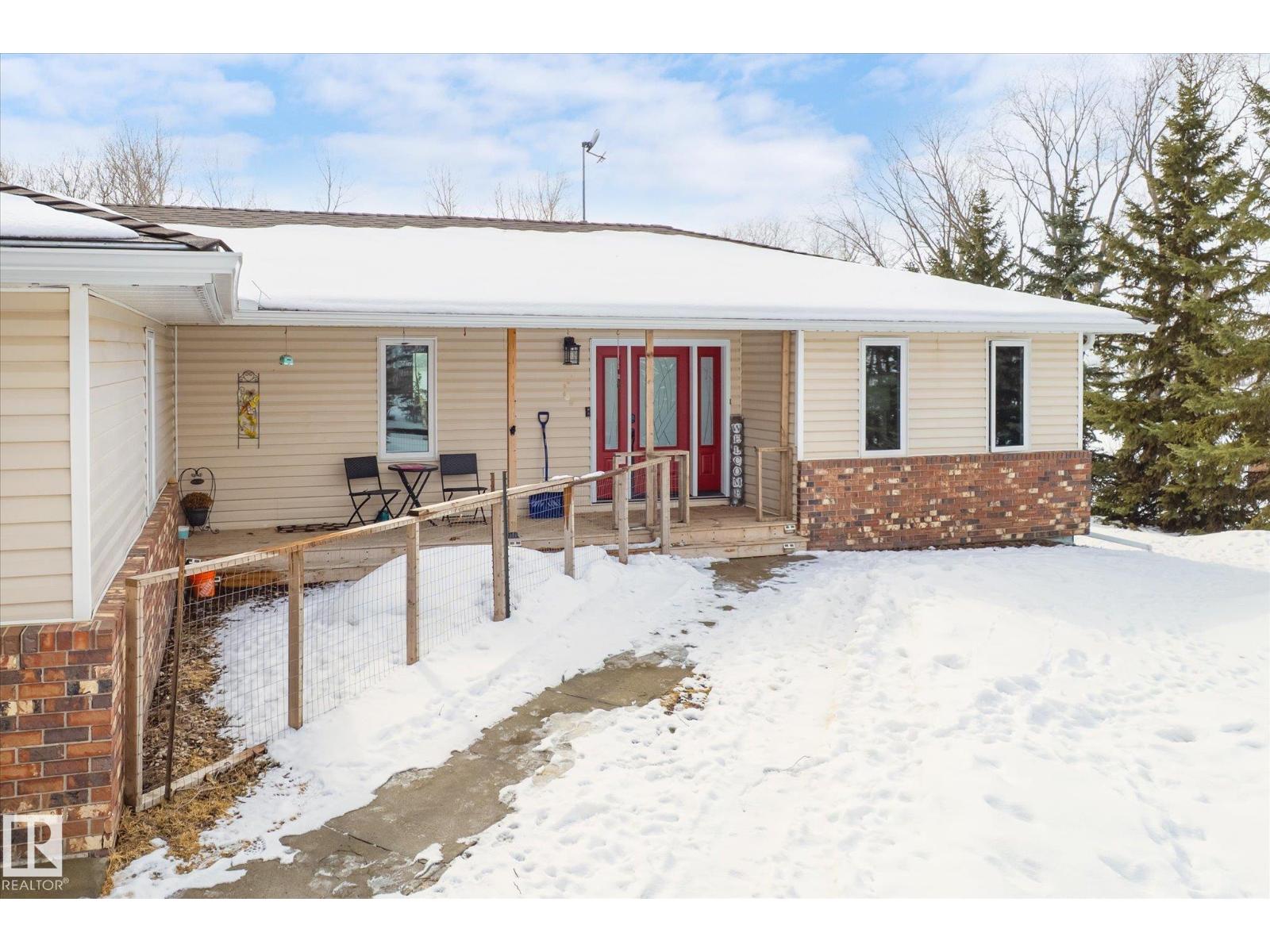 24327 SH 651, Rural Sturgeon County