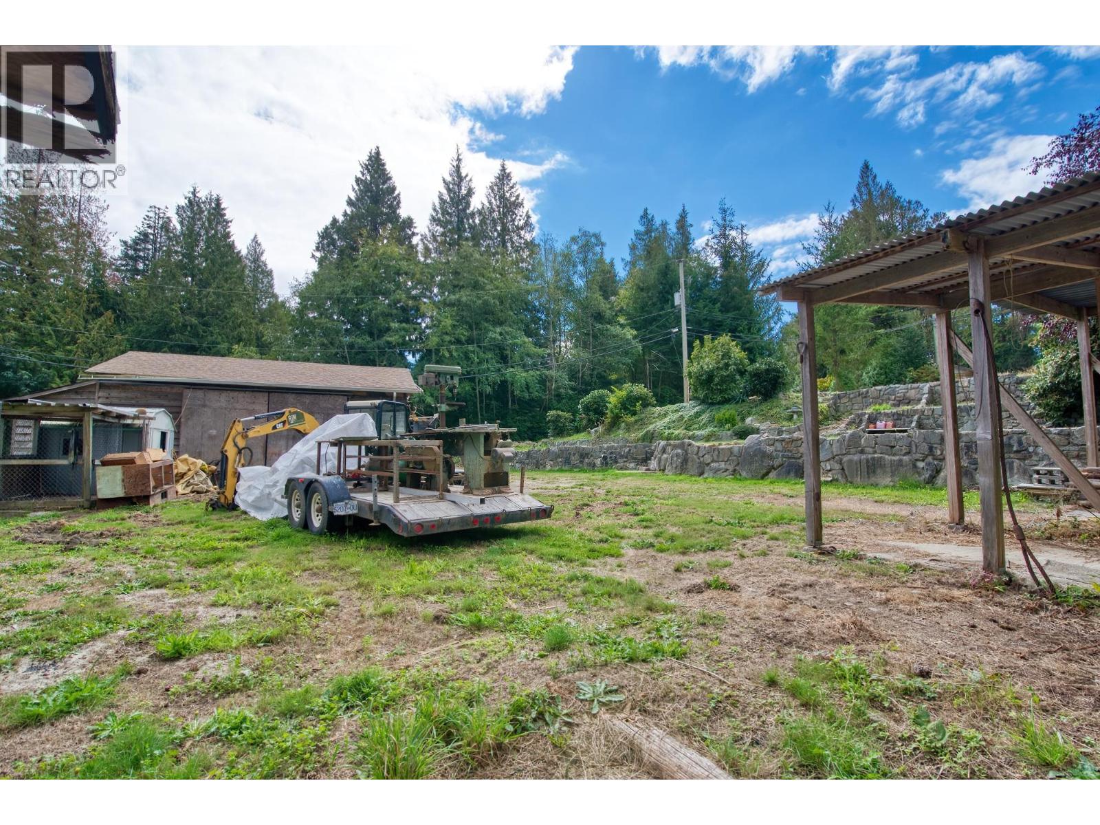 7712 FAWN ROAD, Halfmoon Bay