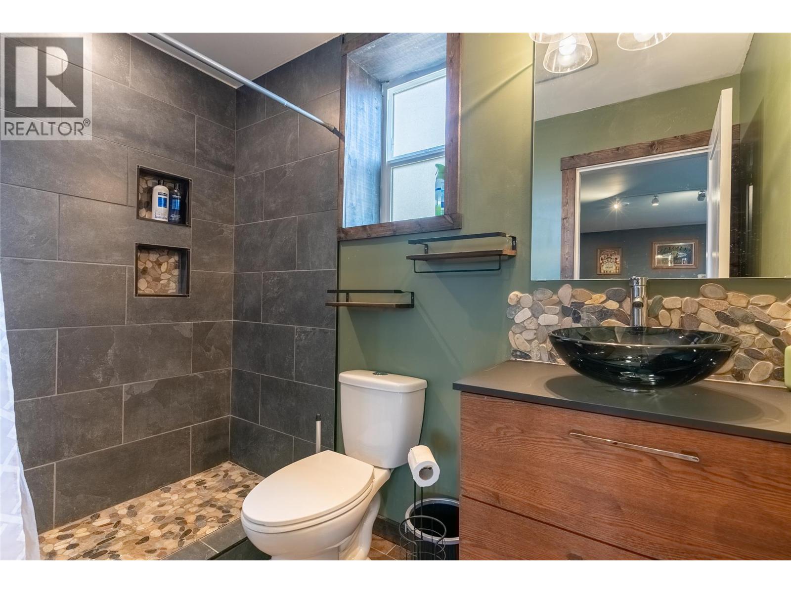 3888 LOOKOUT DRIVE - 19