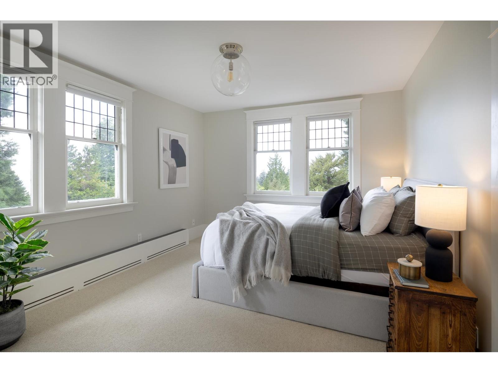 3545 DOWSLEY COURT, North Vancouver