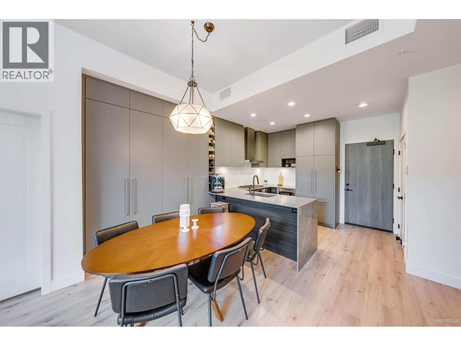 617 55 KLAHANIE DRIVE, Port Moody