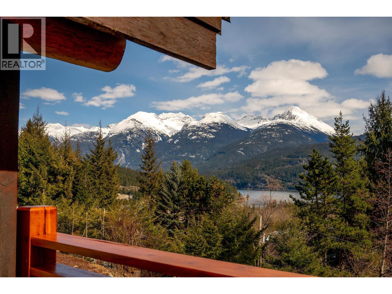 8364 MOUNTAIN VIEW DRIVE, Whistler