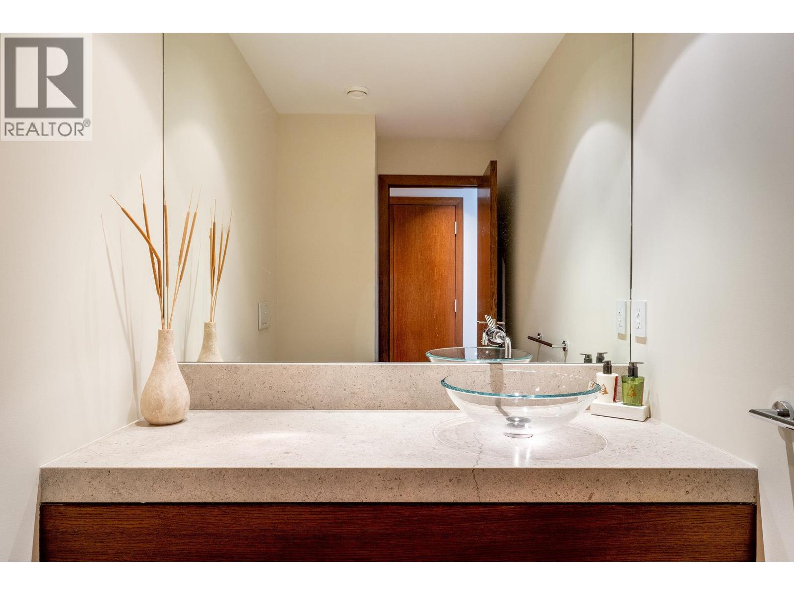 8364 MOUNTAIN VIEW DRIVE, Whistler