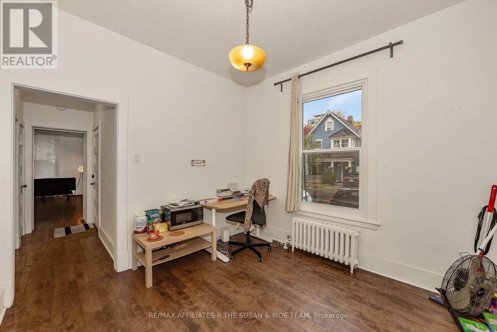 194 Augusta apt 2