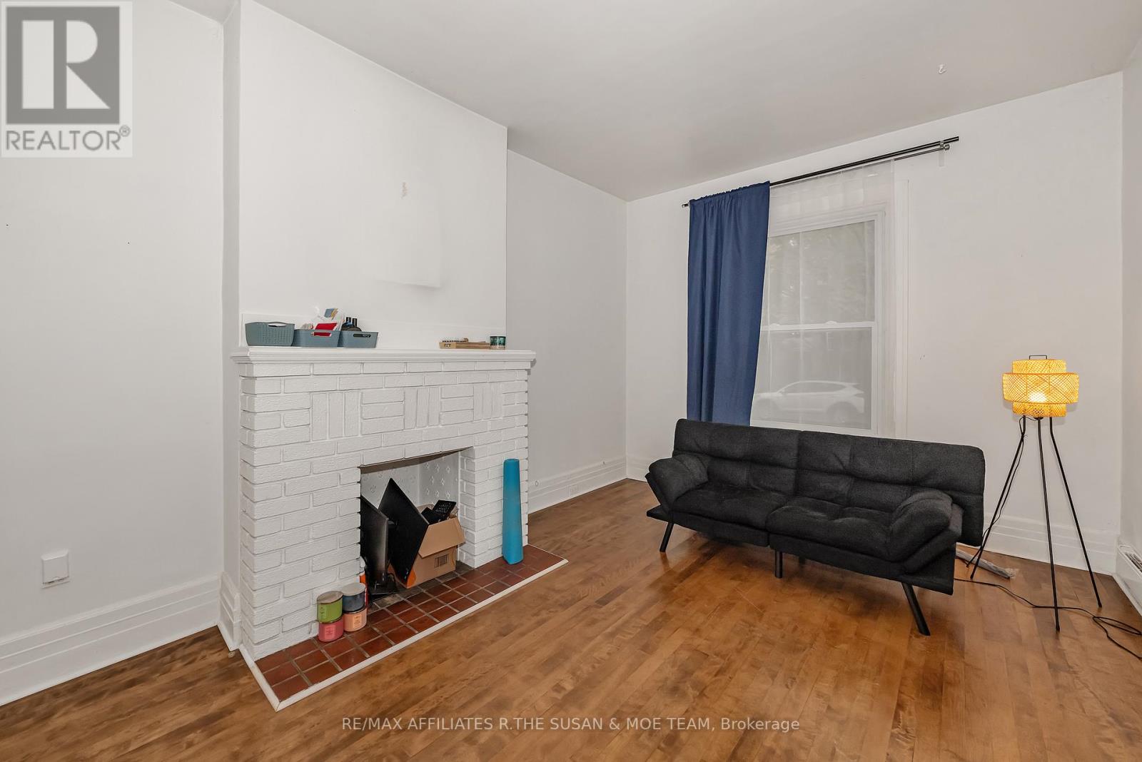 194 Augusta apt 2