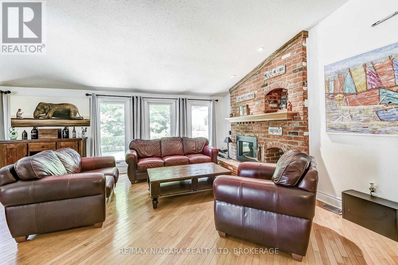 4905 MAPLEVIEW CRESCENT - 11