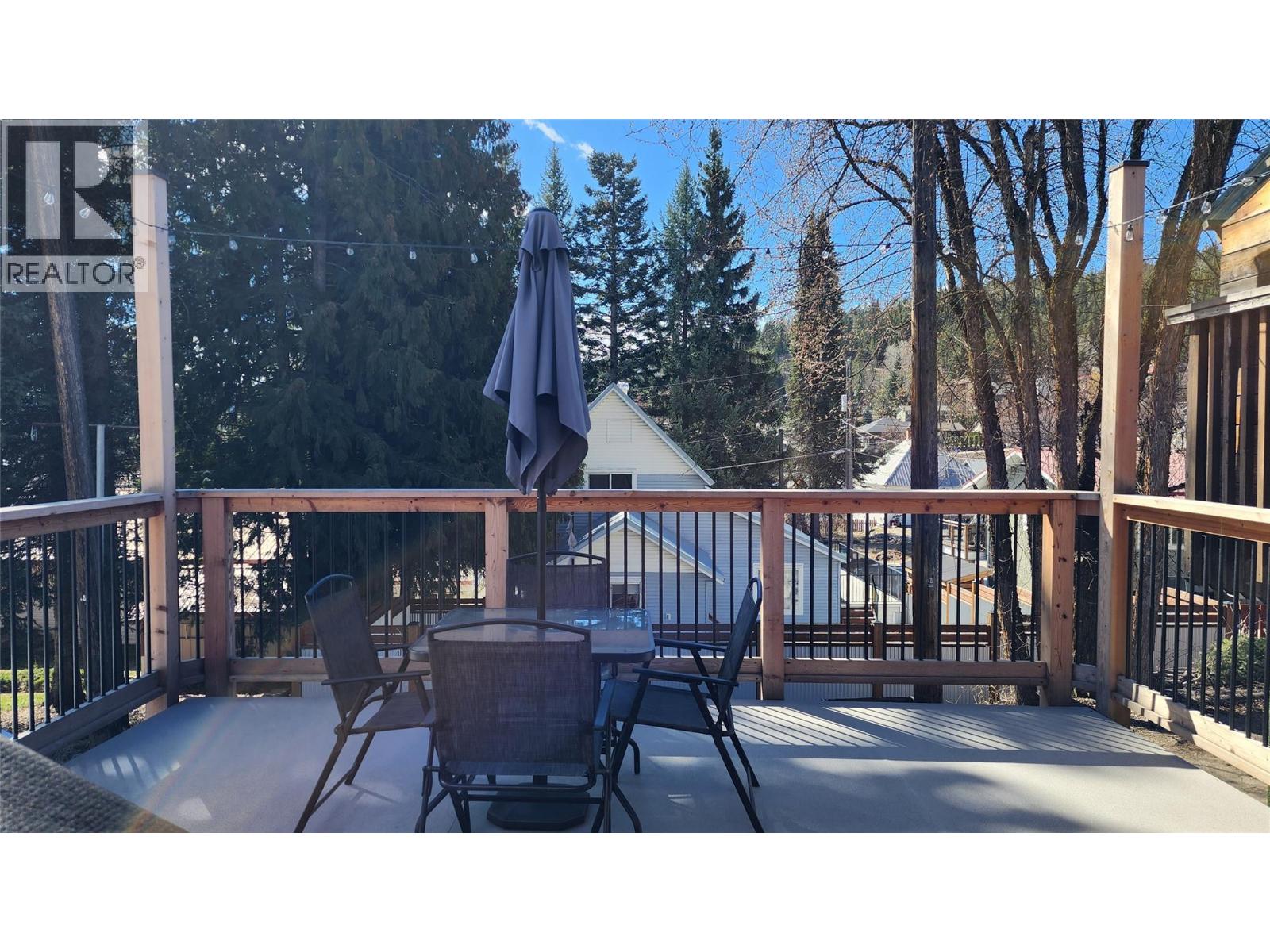 1675 LeRoi Avenue, Rossland