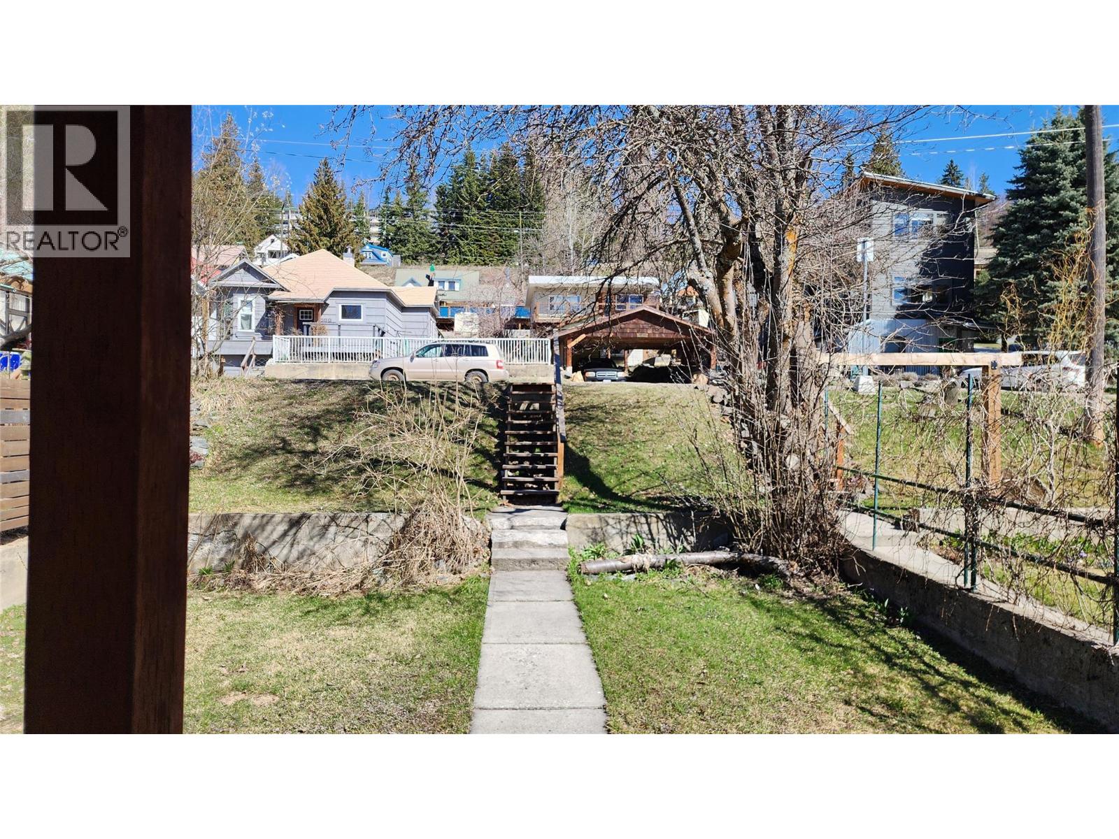 1675 LeRoi Avenue, Rossland