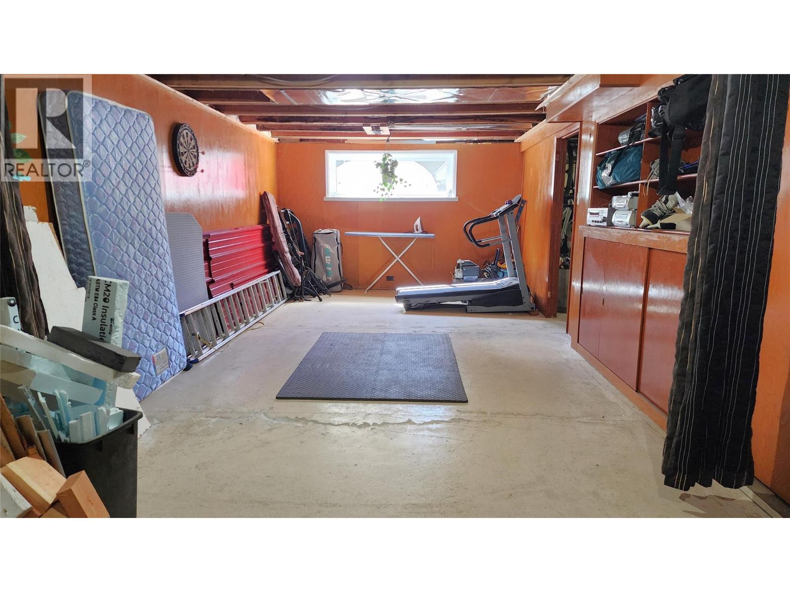 1675 LeRoi Avenue, Rossland