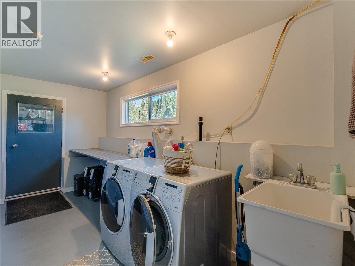 86 BLUEBIRD ROAD - 37