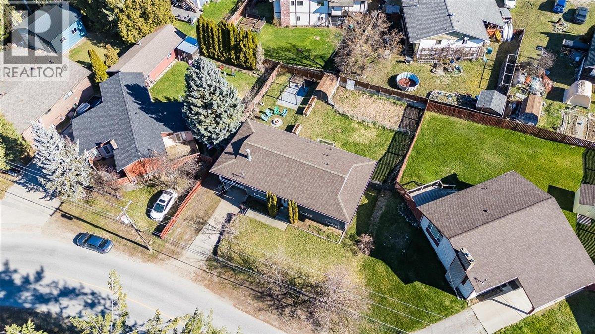 86 BLUEBIRD ROAD - 63