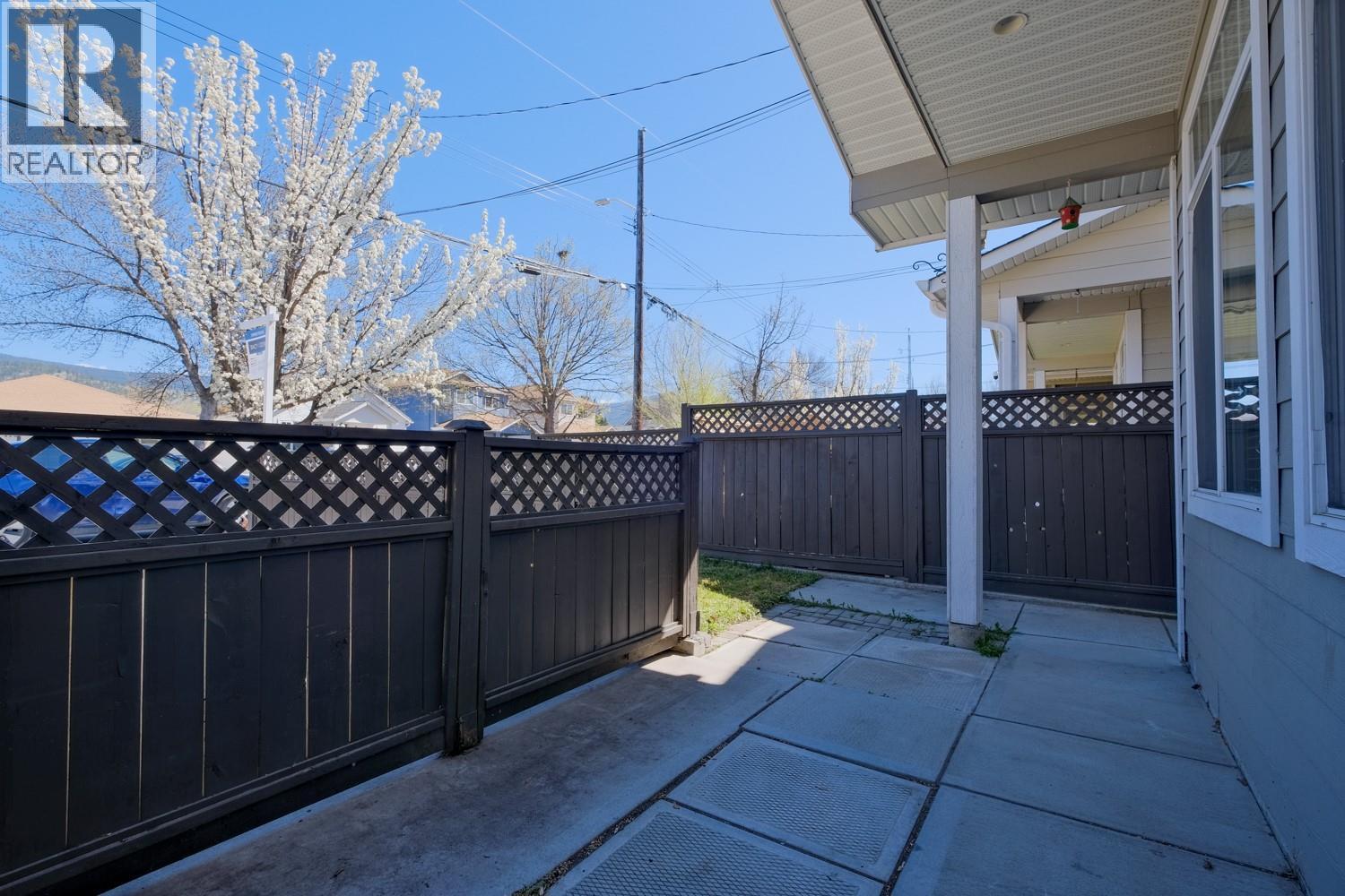 423 Tennis Street Unit# 101, Penticton