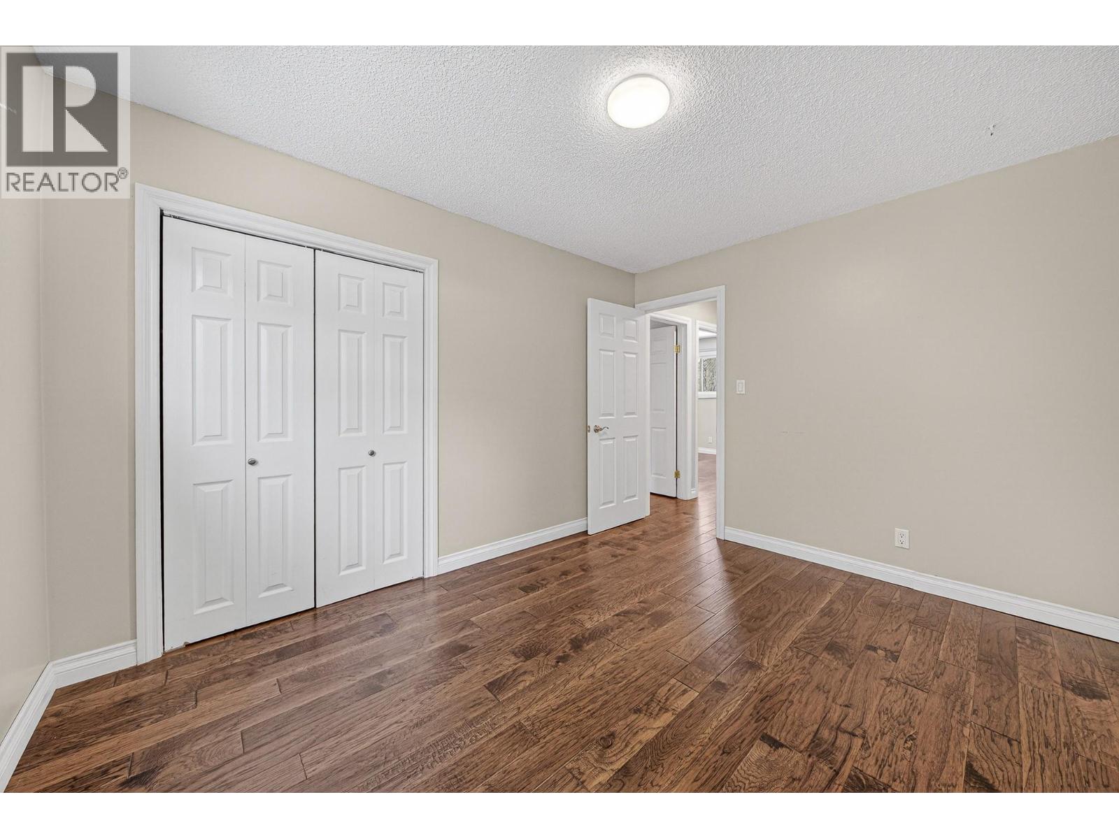 444 ENGELMANN SPRUCE DRIVE - 30