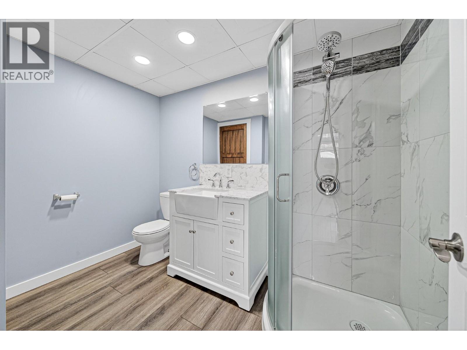 444 ENGELMANN SPRUCE DRIVE - 37